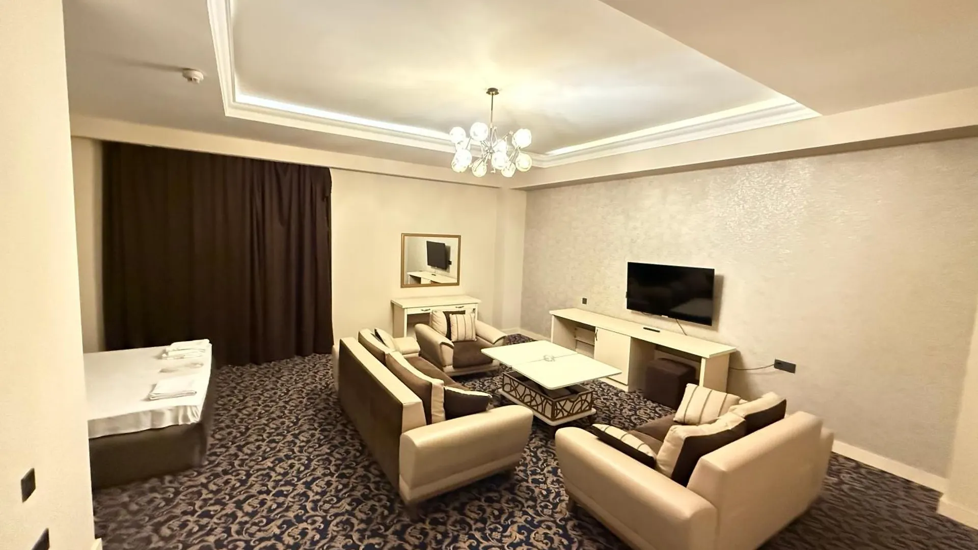 Black Mont Inn Hotel Bakoe