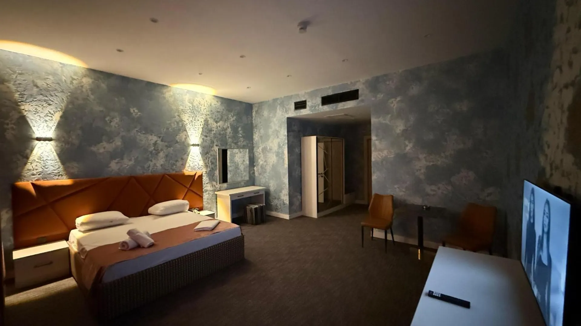 Black Mont Inn Hotel Bakoe