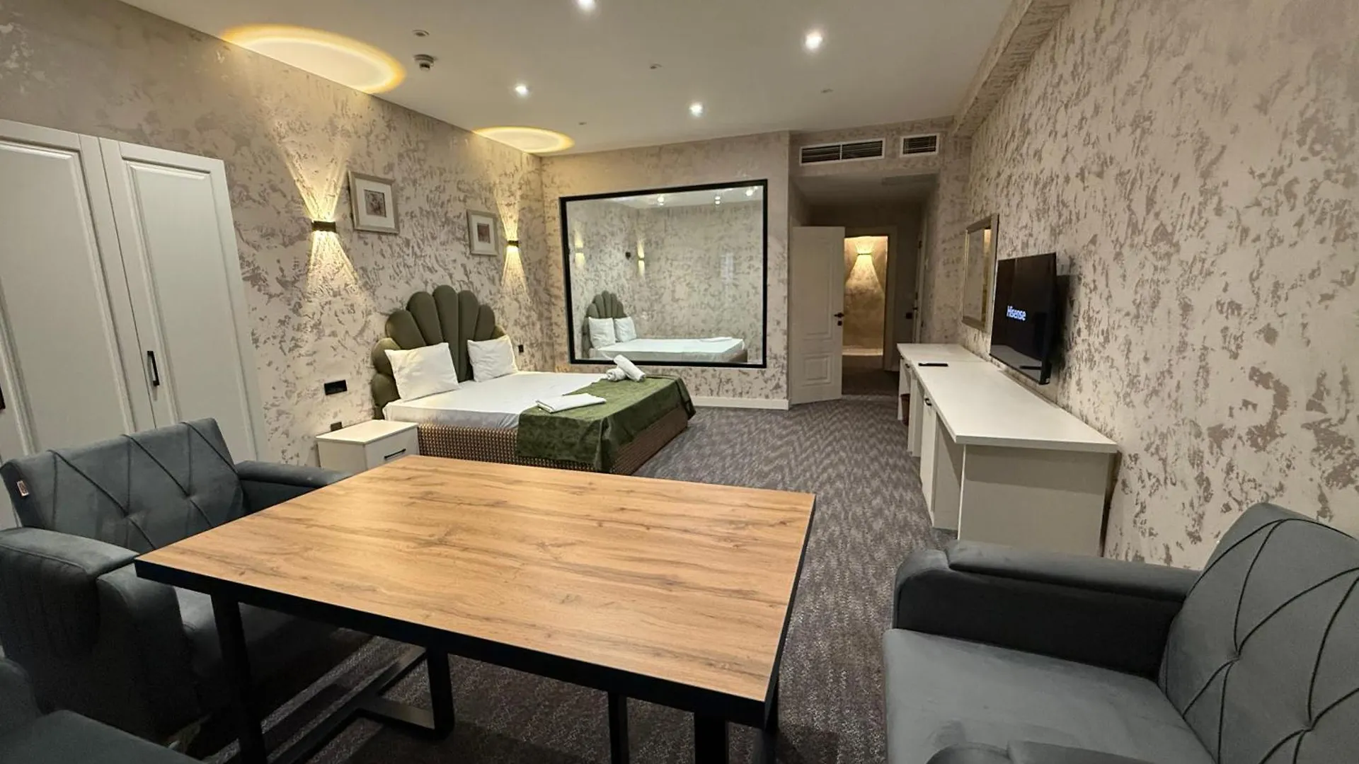 Black Mont Inn Hotel Bakoe 4*,